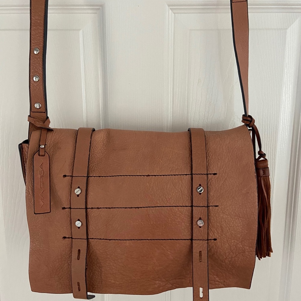 Via Spiga genuine leather shoulder bag.